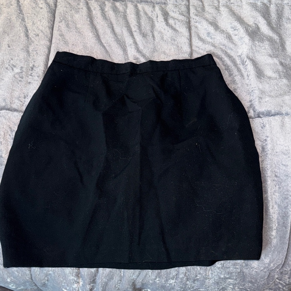 Elegant Black Women's Skirt